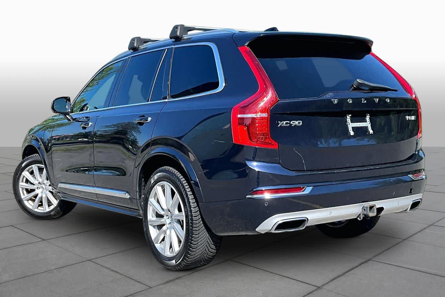 Used 2017 Volvo XC90 T8 Inscription w/ Vision Package AWD/4WD image 12