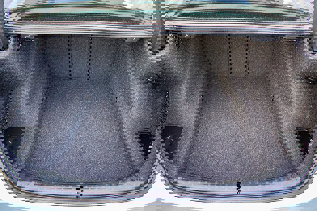 Used 2019 BMW 530i xDrive w/ Premium Package image 16