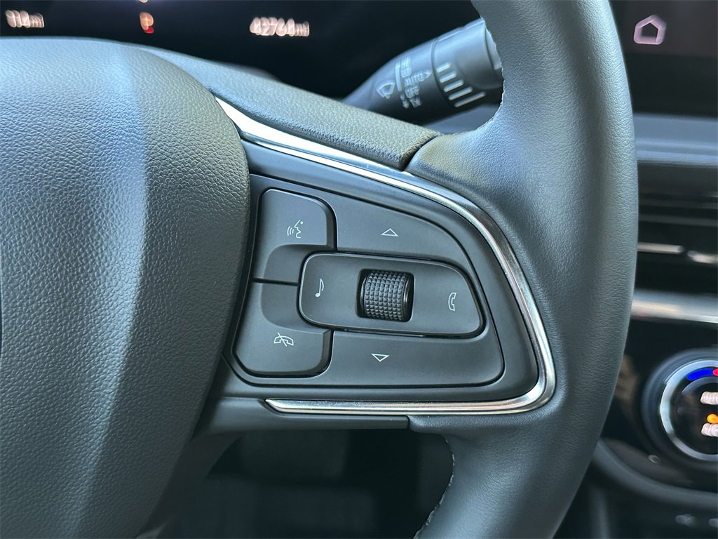 Used 2024 Buick Envista Sport Touring w/ Convenience I Package image 25