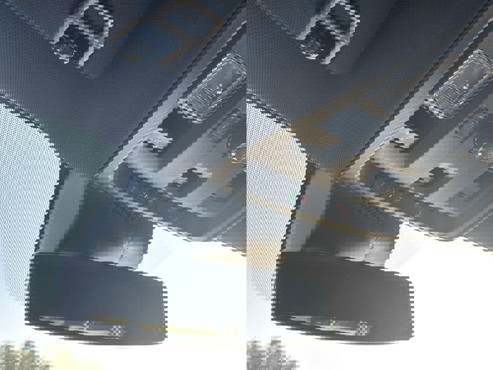 Used 2023 Chevrolet Tahoe Z71 w/ Luxury Package AWD/4WD image 27