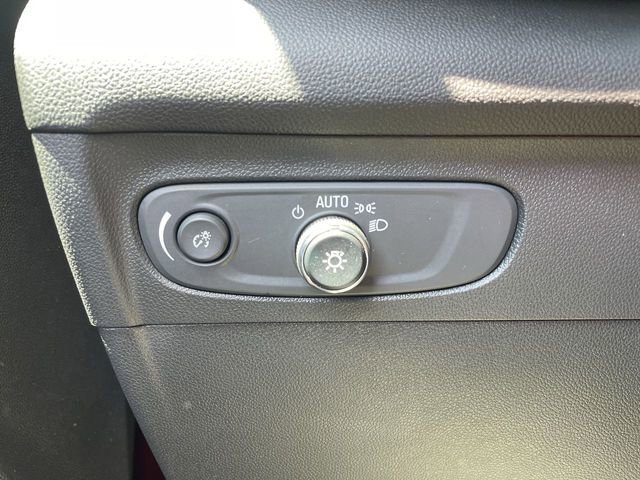 Used 2023 Buick Envision Essence w/ Sport Touring Package FWD image 35