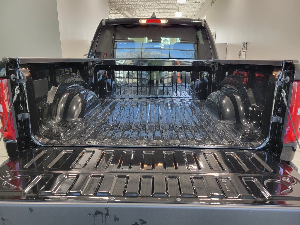 New 2026 RAM 1500 Big Horn AWD/4WD image 8