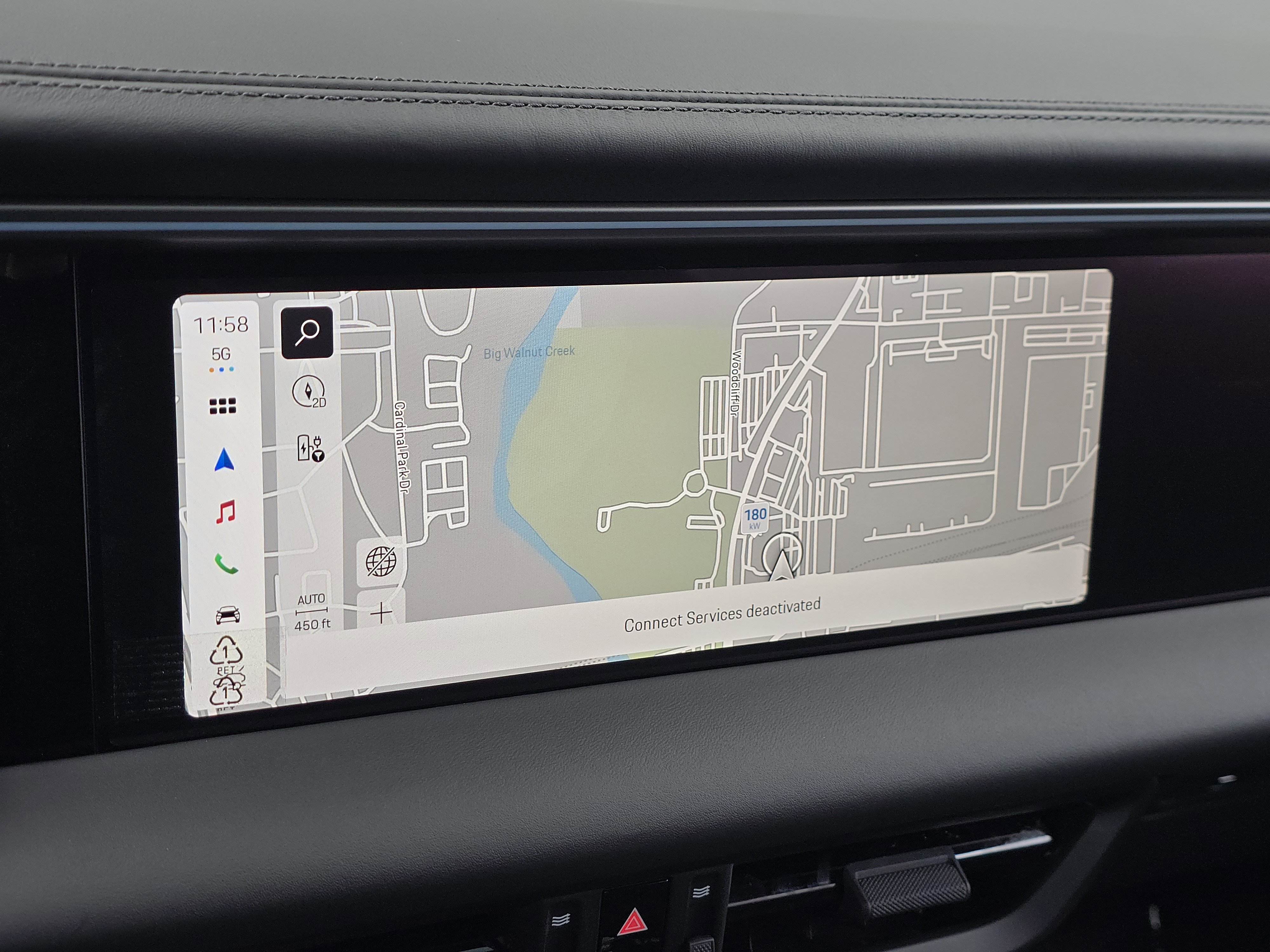 New 2026 Porsche Macan 4 Electric image 21