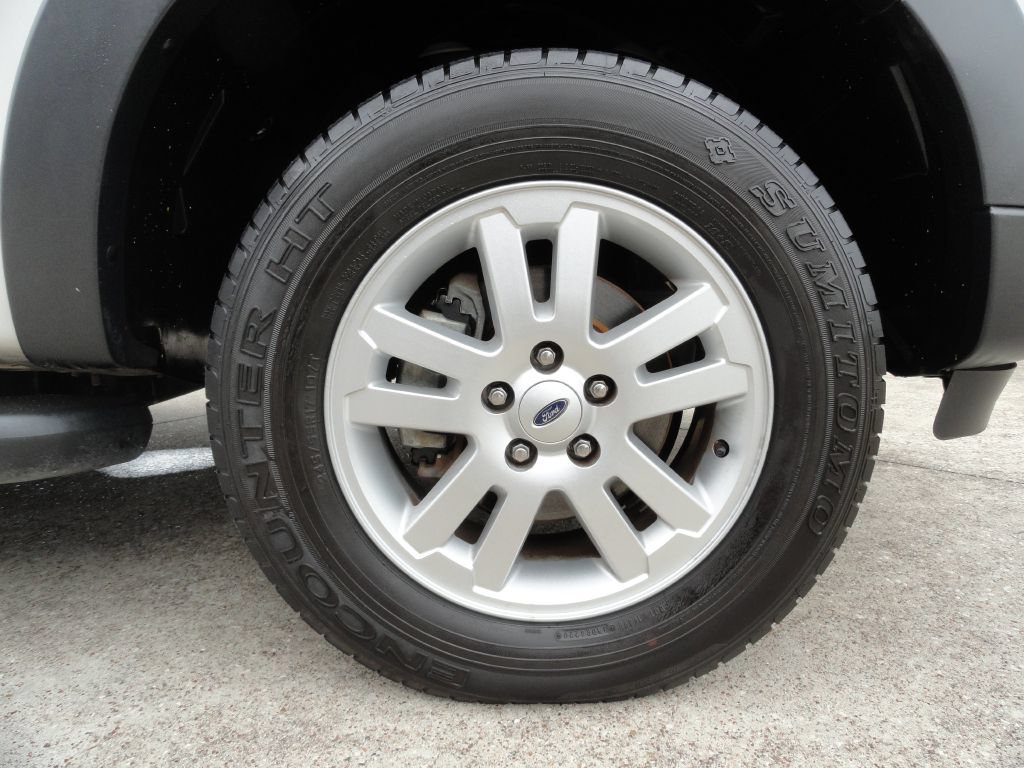 Used 2009 Ford Explorer Sport Trac XLT RWD image 27
