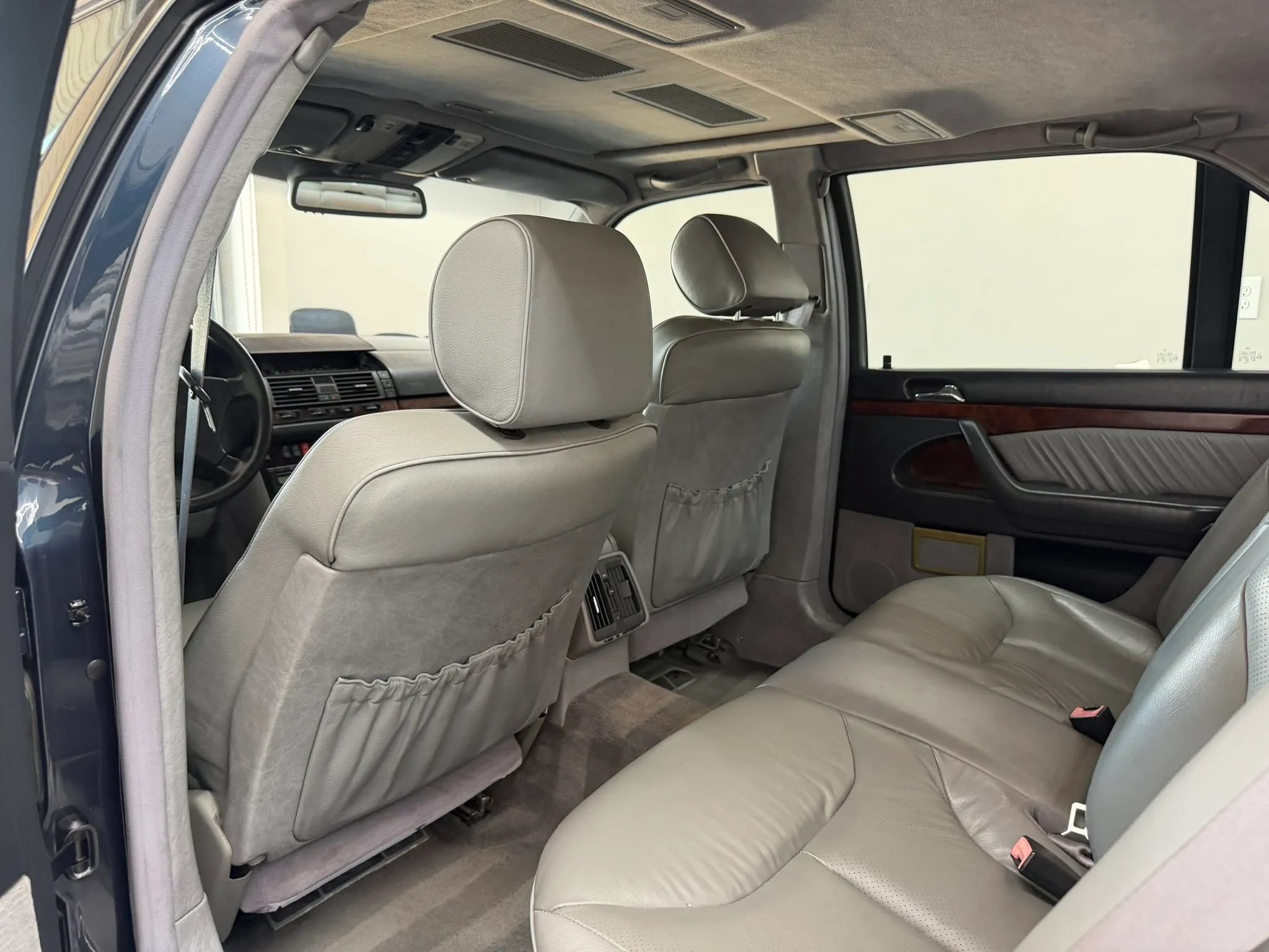 Used 1997 Mercedes-Benz S 420 image 23