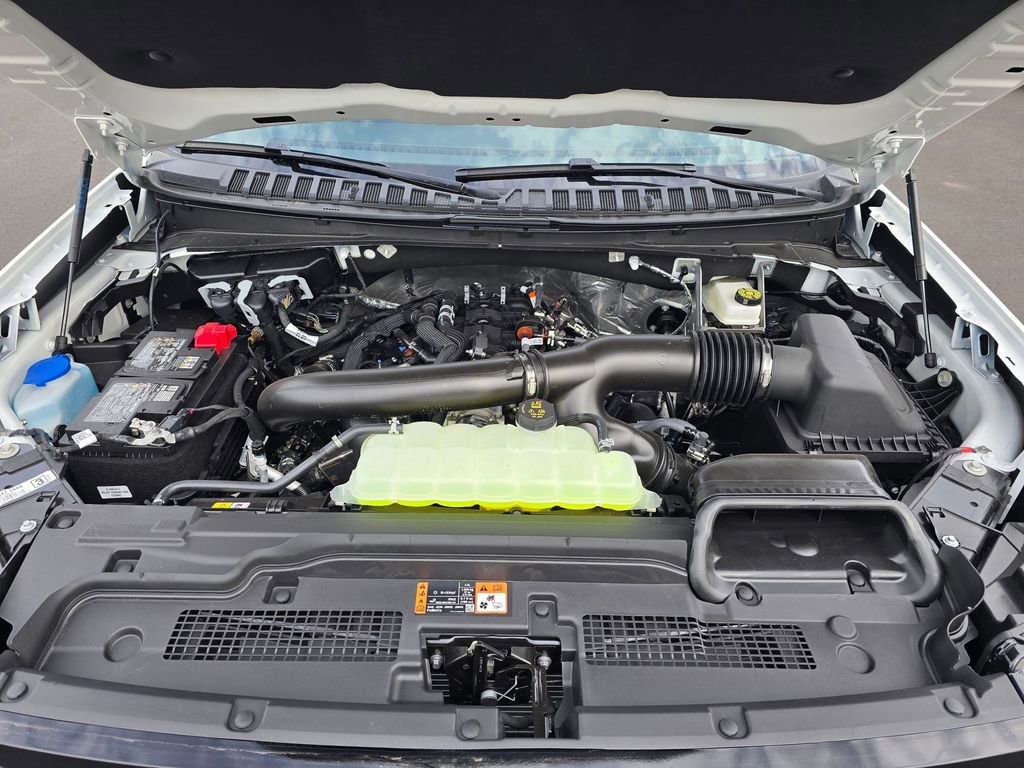 New 2026 Ford Expedition Platinum w/ Stealth Appearance Package image 8
