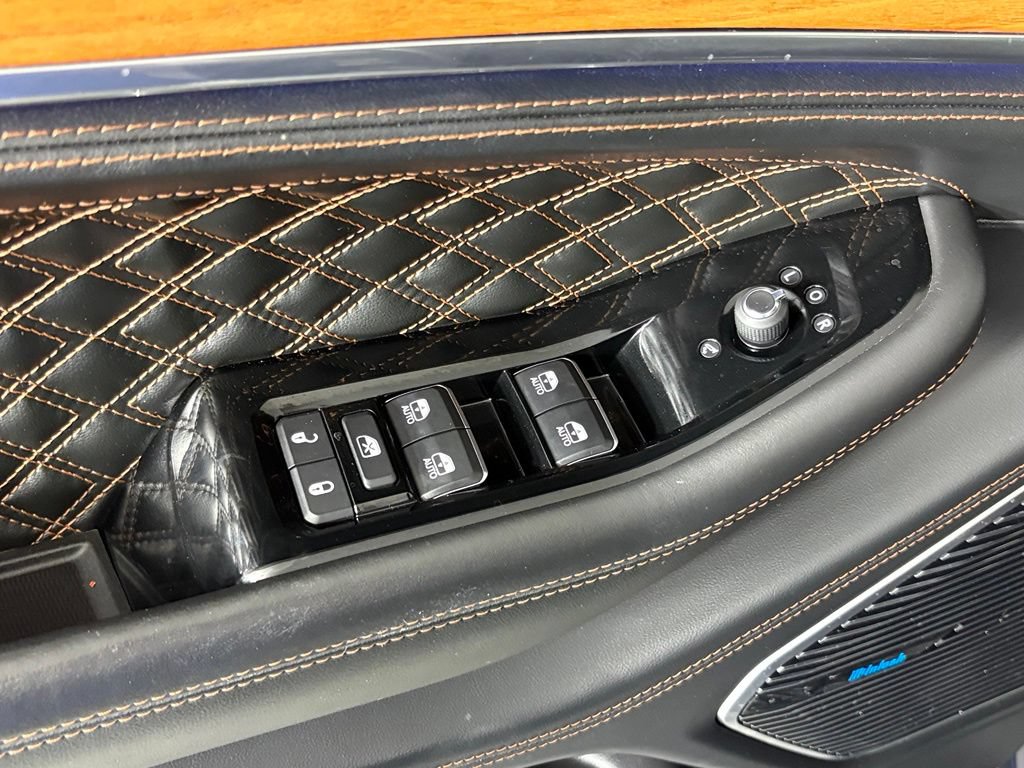 Used 2023 Jeep Grand Cherokee Summit AWD/4WD image 18