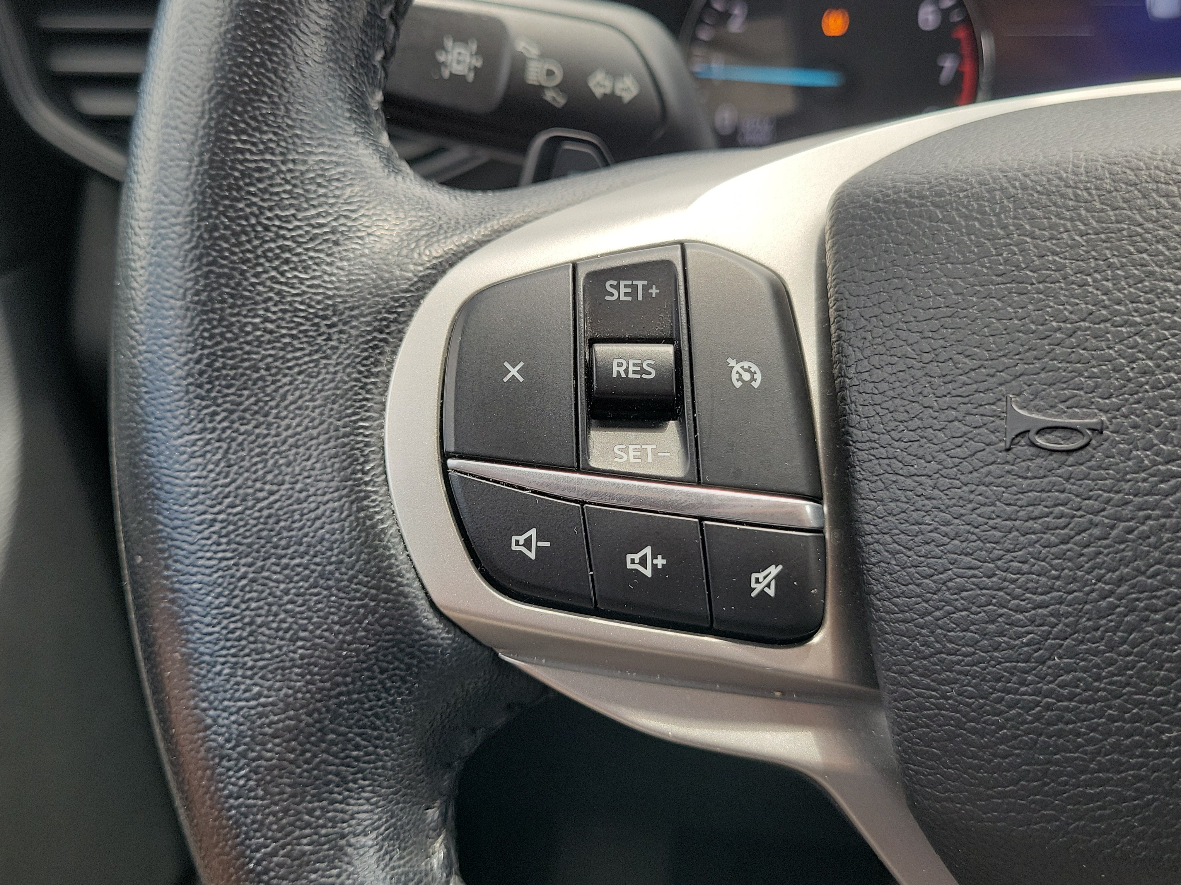 Used 2020 Ford Explorer XLT RWD image 20