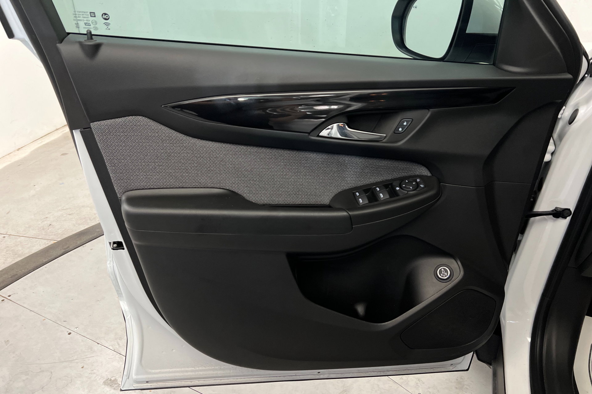 New 2025 Chevrolet TrailBlazer LT w/ Convenience Package image 15