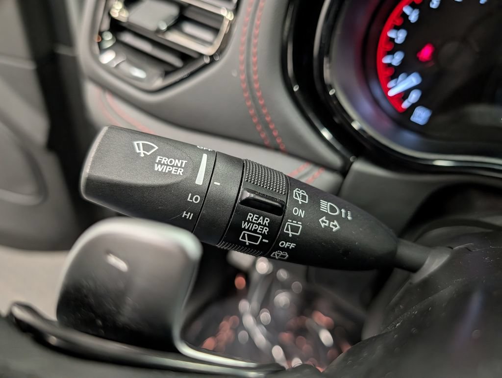 Used 2025 Dodge Durango R/T AWD/4WD image 17