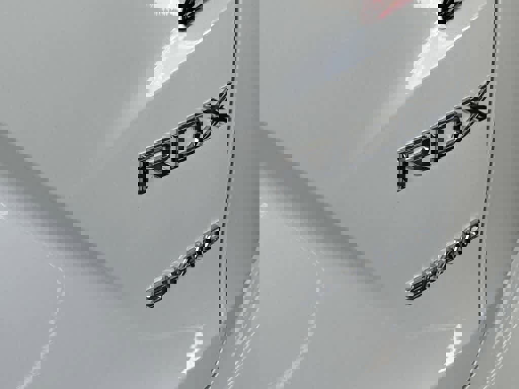 Used 2025 Acura RDX SH-AWD image 10