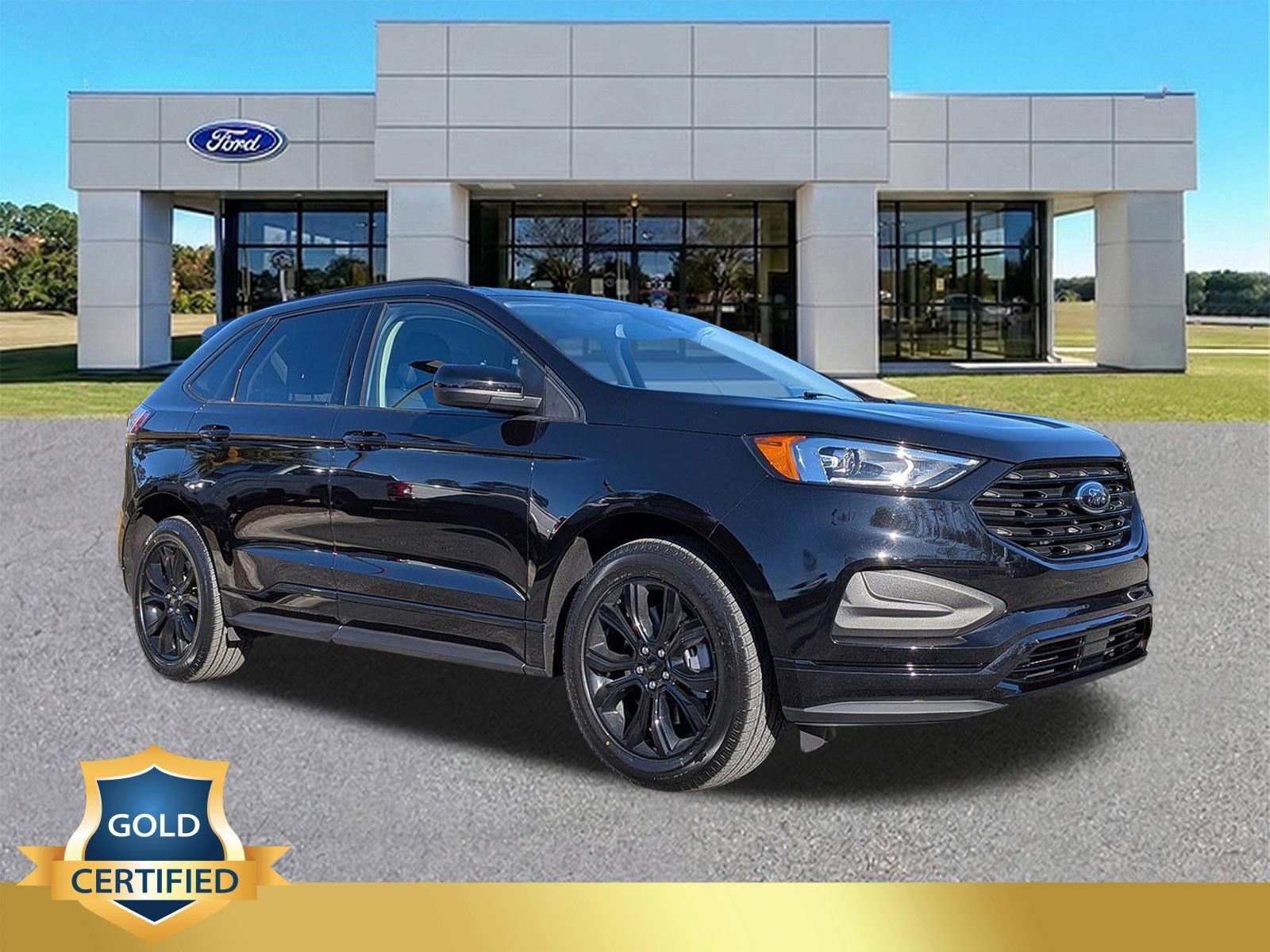 Certified 2022 Ford Edge SE w/ Black Appearance Package image 1