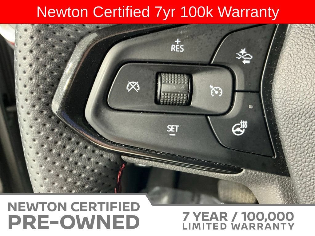 Used 2023 Chevrolet TrailBlazer RS w/ Sun and Liftgate Package FWD image 34