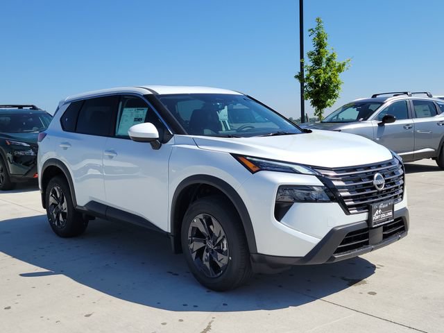 New 2026 Nissan Rogue SV w/ Cold Weather Package AWD/4WD image 4