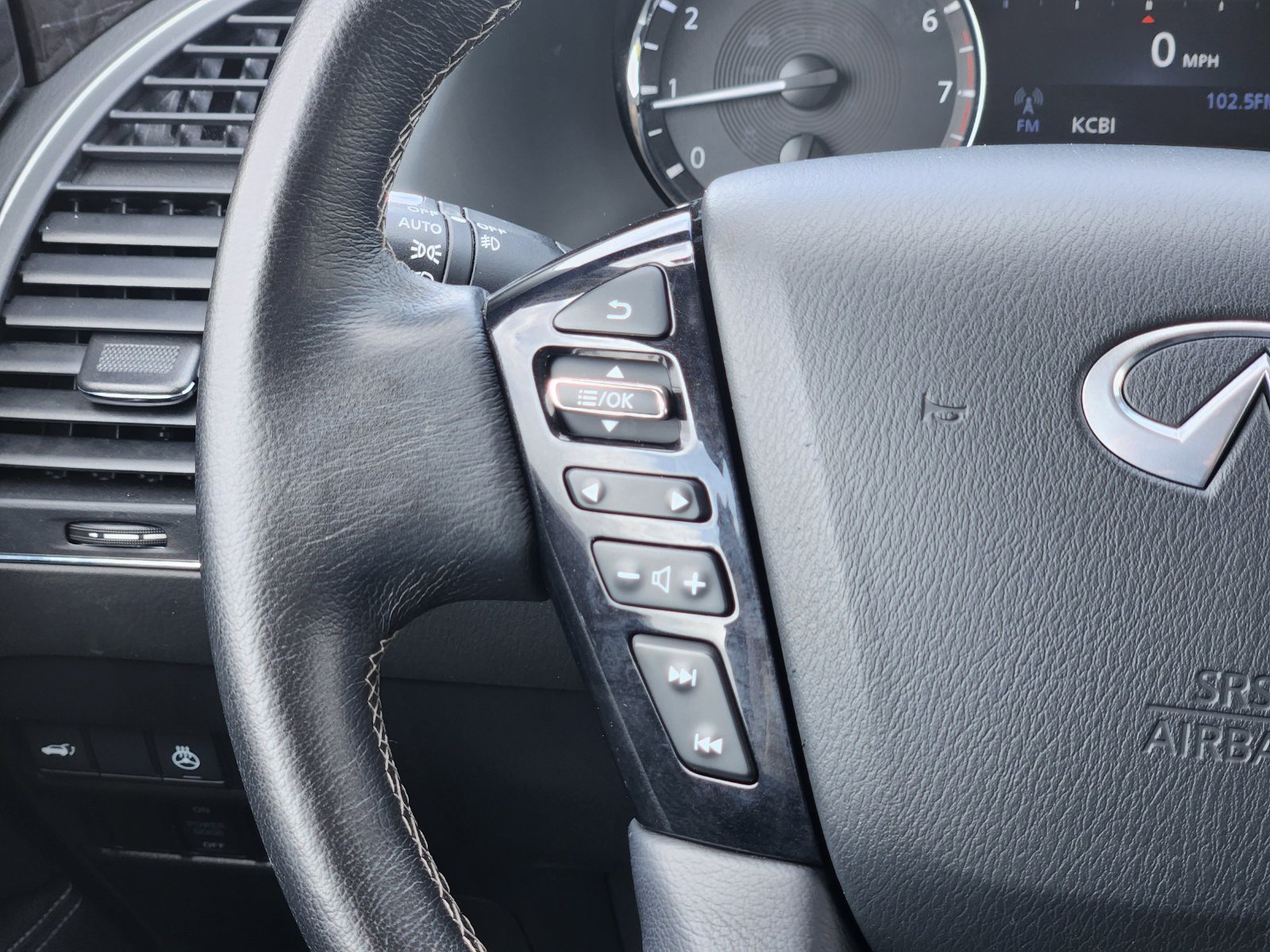 Used 2024 INFINITI QX80 Luxe RWD image 31
