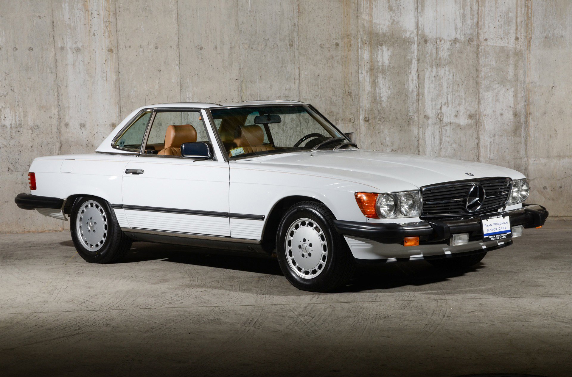 Used 1987 Mercedes-Benz 560 SL image 8