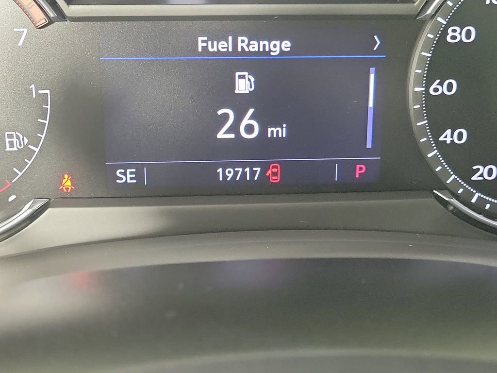 Used 2021 Cadillac XT4 Premium Luxury w/ Driver Awareness Package image 24