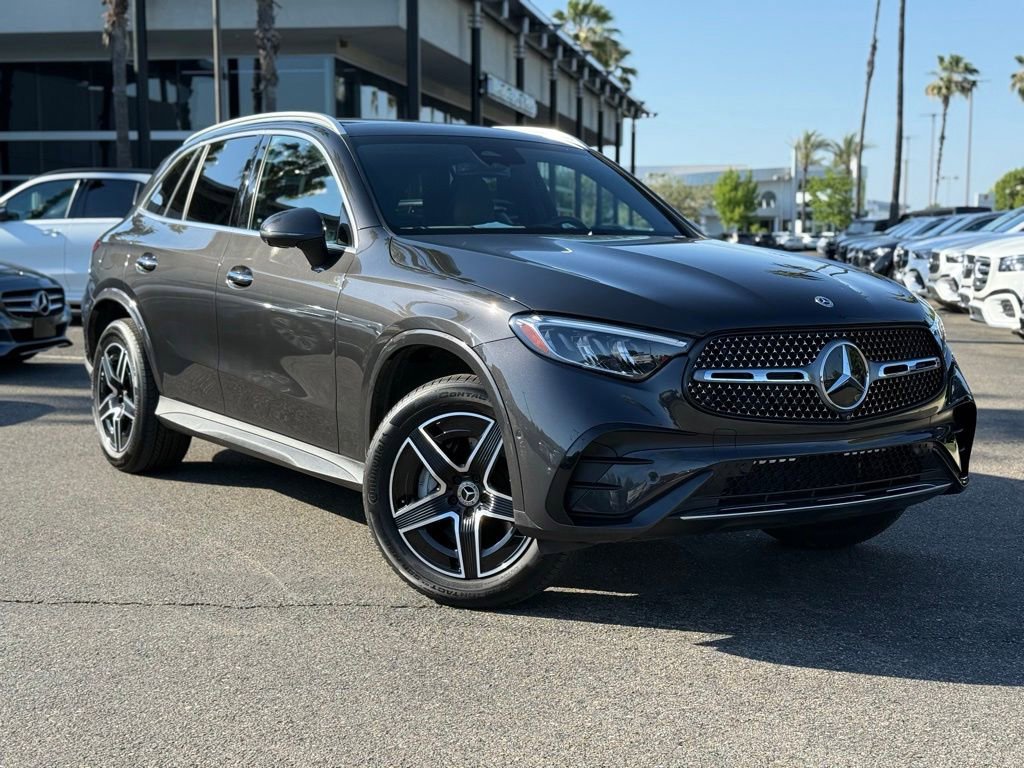 Certified 2026 Mercedes-Benz GLC 350e 4MATIC image 1