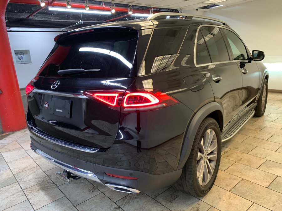 Used 2022 Mercedes-Benz GLE 350 4MATIC w/ Premium Package image 8