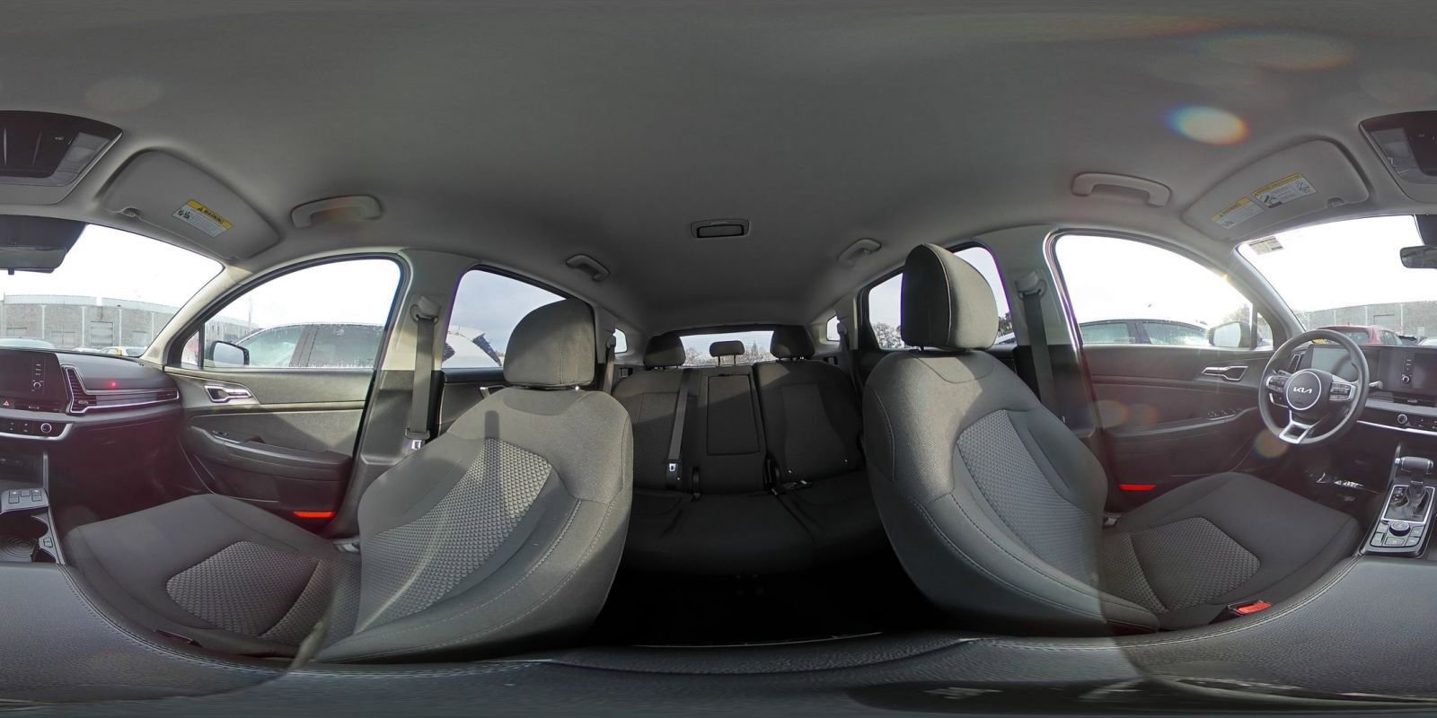 Used 2025 Kia Sportage LX image 41