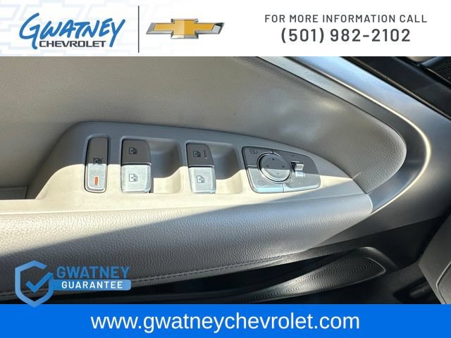 Used 2023 Genesis G70 2.0T AWD/4WD image 19