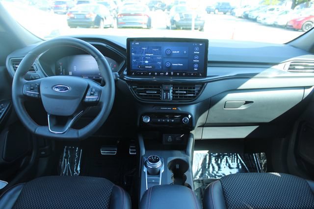 Used 2024 Ford Escape ST-Line w/ Tech Pack #1 AWD/4WD image 16