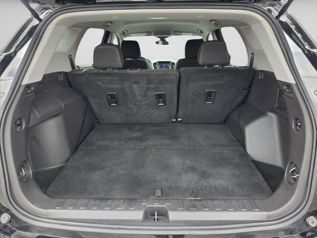 Used 2024 GMC Terrain SLE w/ Elevation Edition AWD/4WD image 24