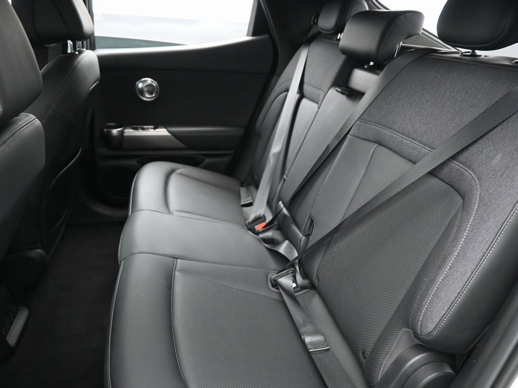 Used 2025 Genesis GV60 RWD image 30