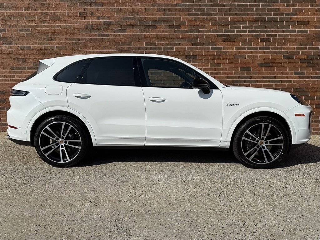 New 2026 Porsche Cayenne E-Hybrid image 8