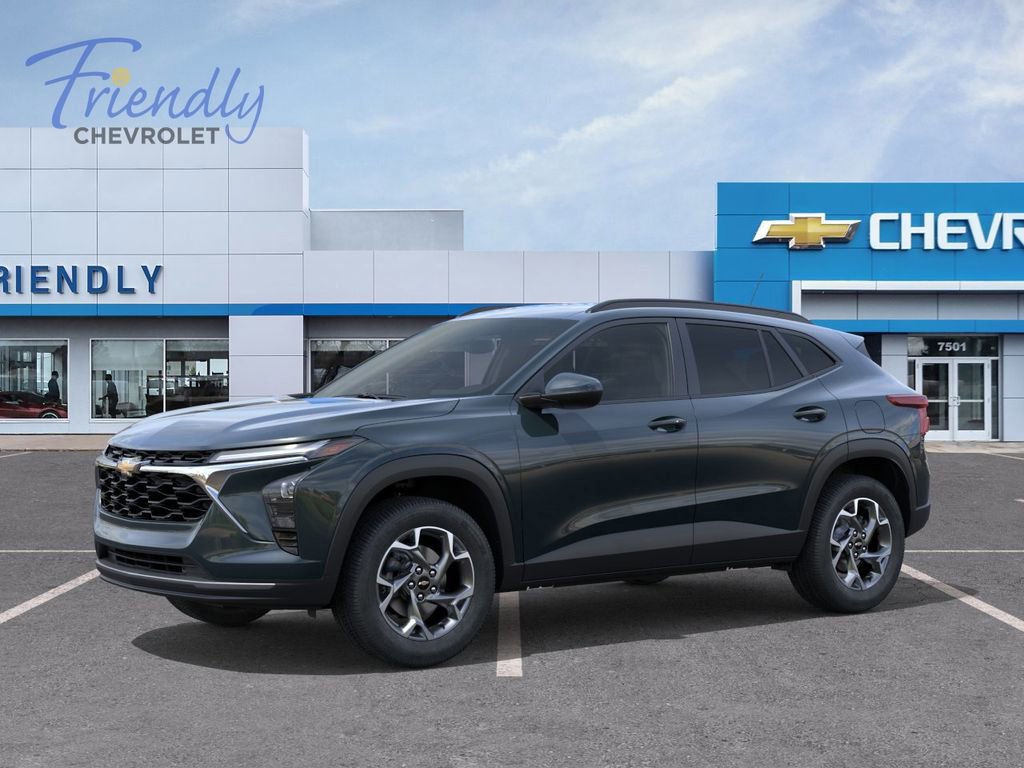 New 2026 Chevrolet Trax LT w/ LT Convenience Package FWD image 2