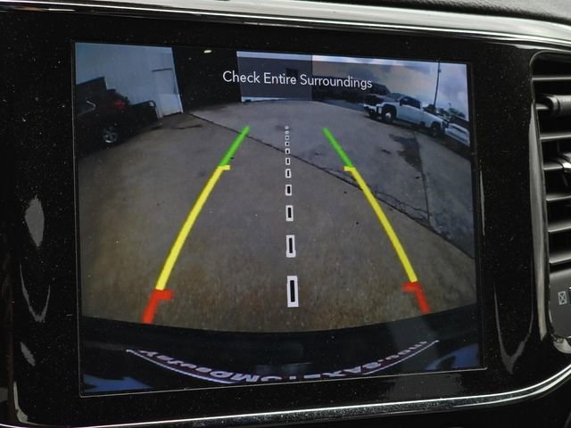 Used 2022 Jeep Grand Cherokee Limited image 17