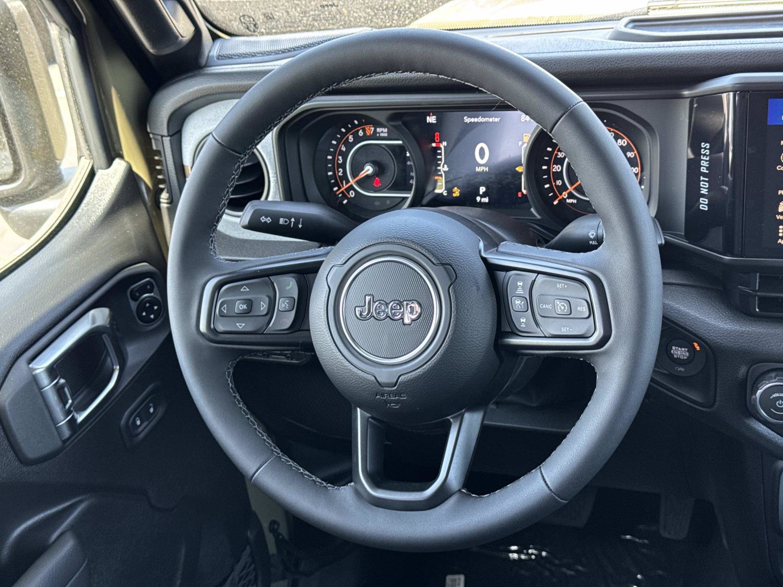 New 2026 Jeep Gladiator Sport AWD/4WD image 7