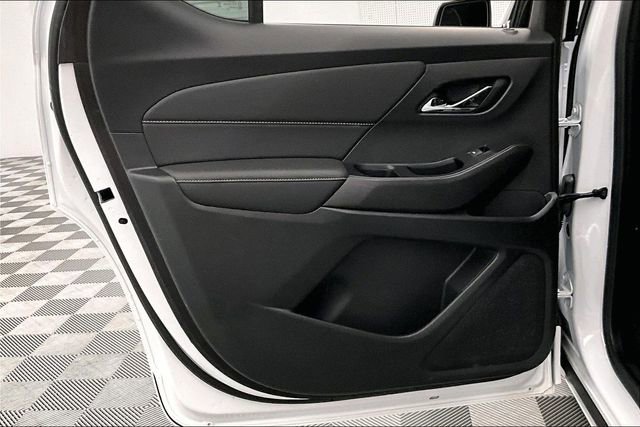 Used 2023 Chevrolet Traverse Premier image 23