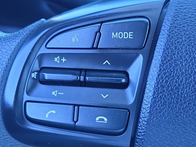 Used 2021 Hyundai Venue SE FWD image 8