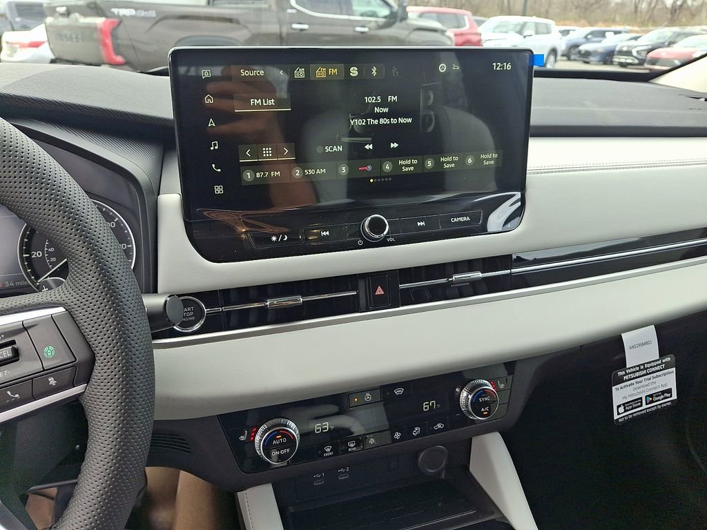 New 2026 Mitsubishi Outlander SE image 10