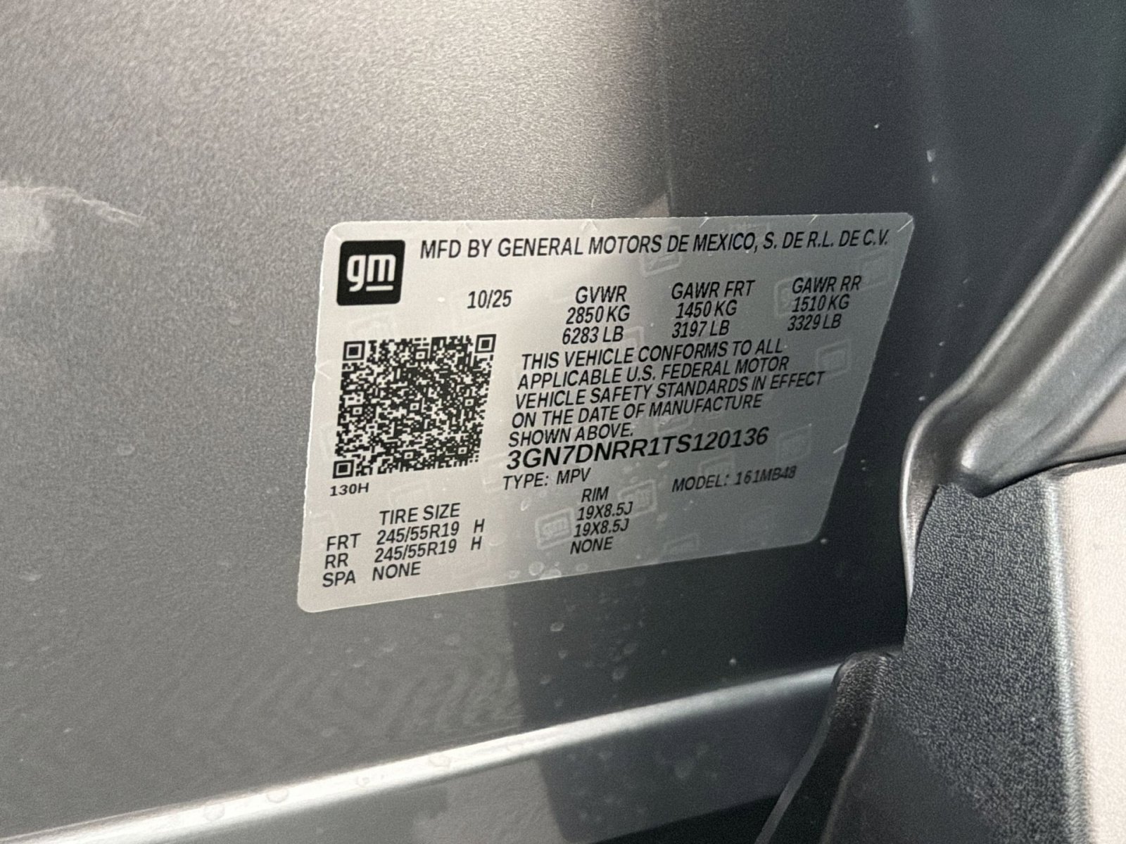 New 2026 Chevrolet Equinox EV LT image 28