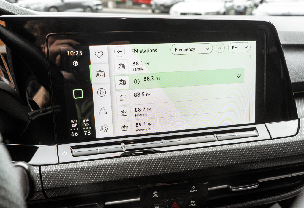 Used 2024 Volkswagen Golf R AWD/4WD image 19