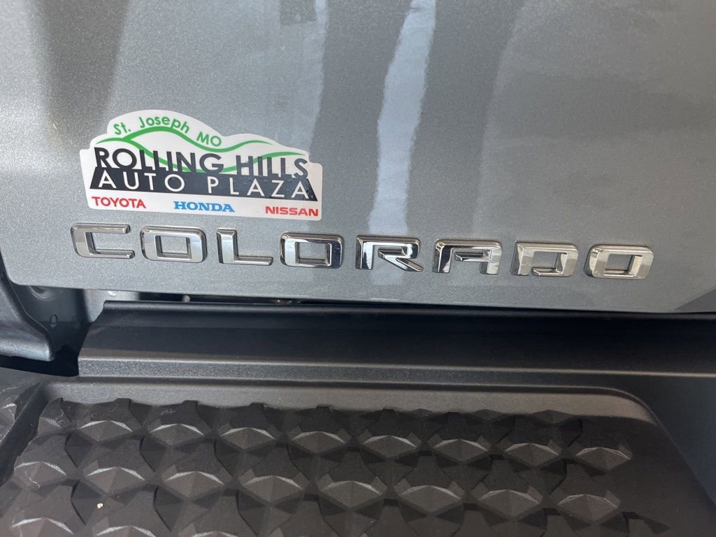 Used 2024 Chevrolet Colorado W/T image 43