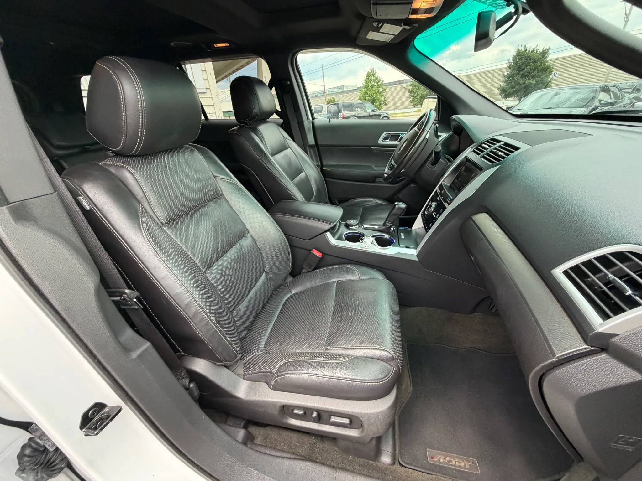 Used 2013 Ford Explorer Sport AWD/4WD image 29
