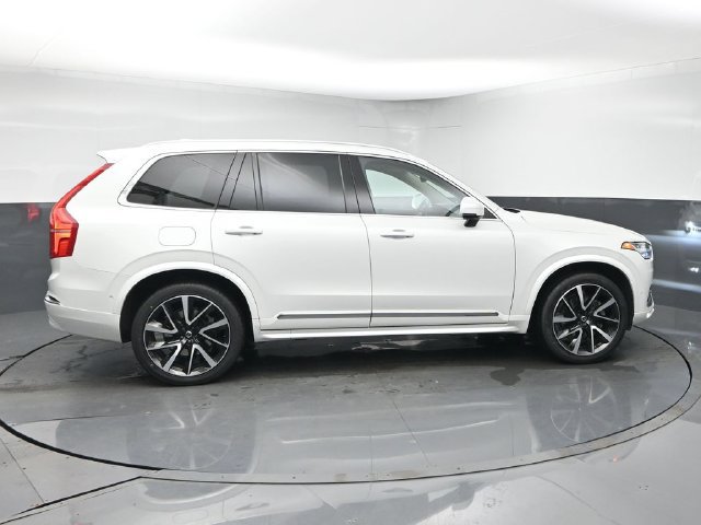 Used 2024 Volvo XC90 B6 Ultimate w/ Protection Package Premier AWD/4WD image 9
