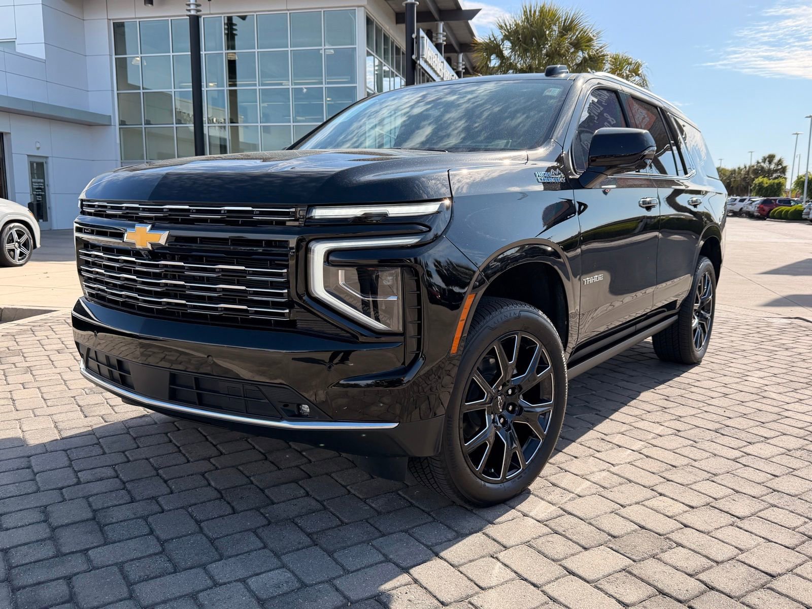 Used 2026 Chevrolet Tahoe High Country AWD/4WD image 1