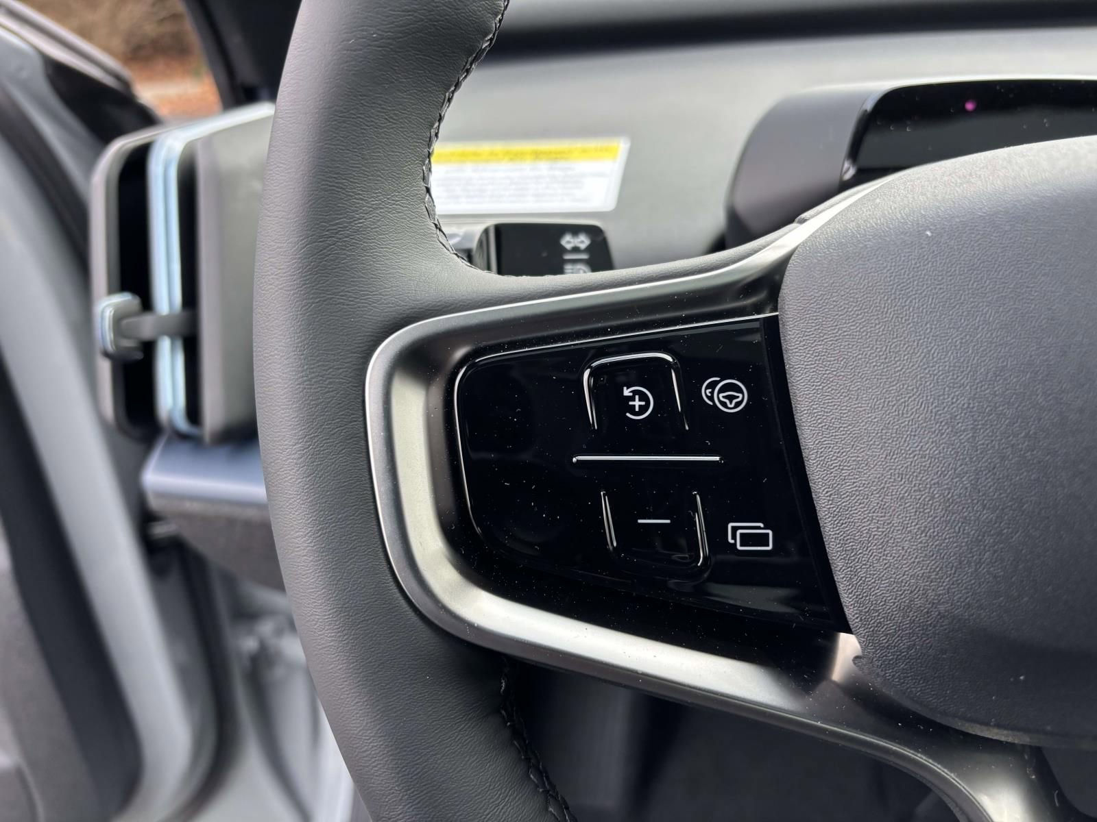 New 2026 Volvo EX30 Cross Country Ultra w/ Protection Package Premier image 14