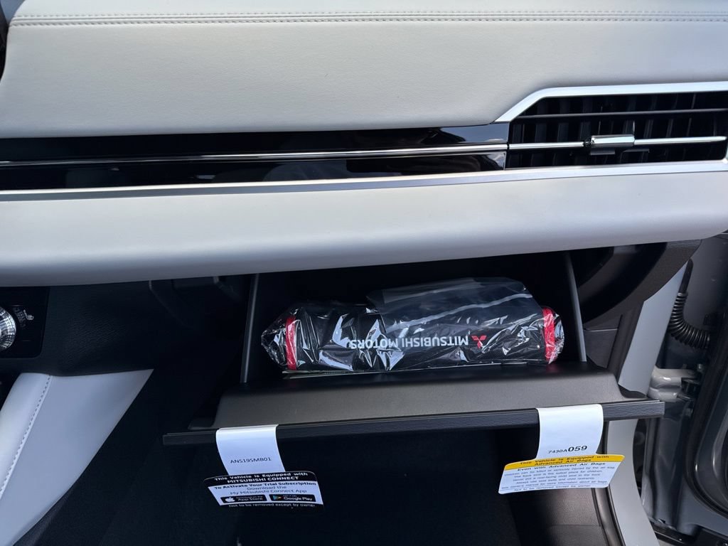 New 2026 Mitsubishi Outlander SE FWD image 22
