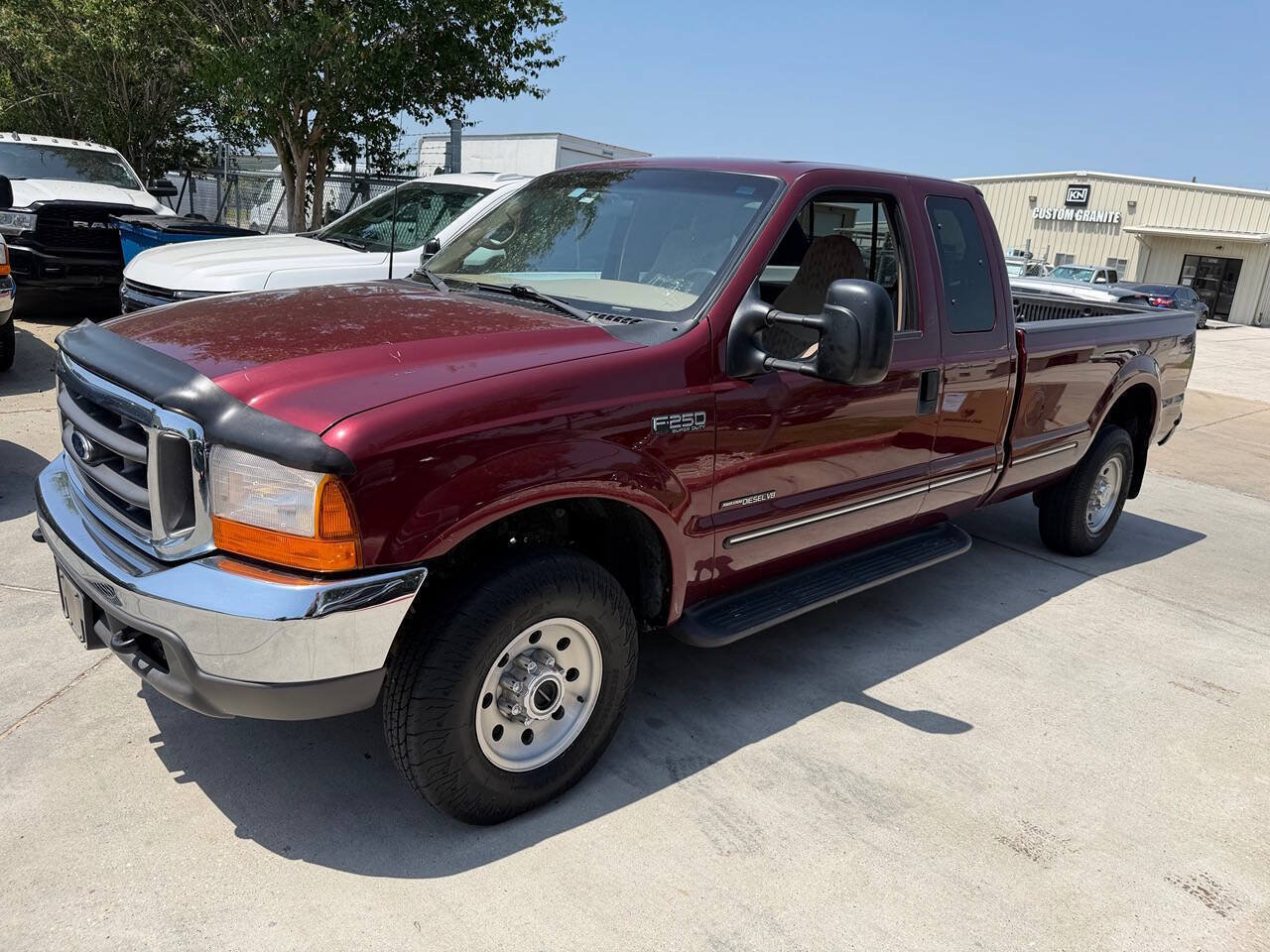 Used 1999 Ford F250 XLT AWD/4WD image 2