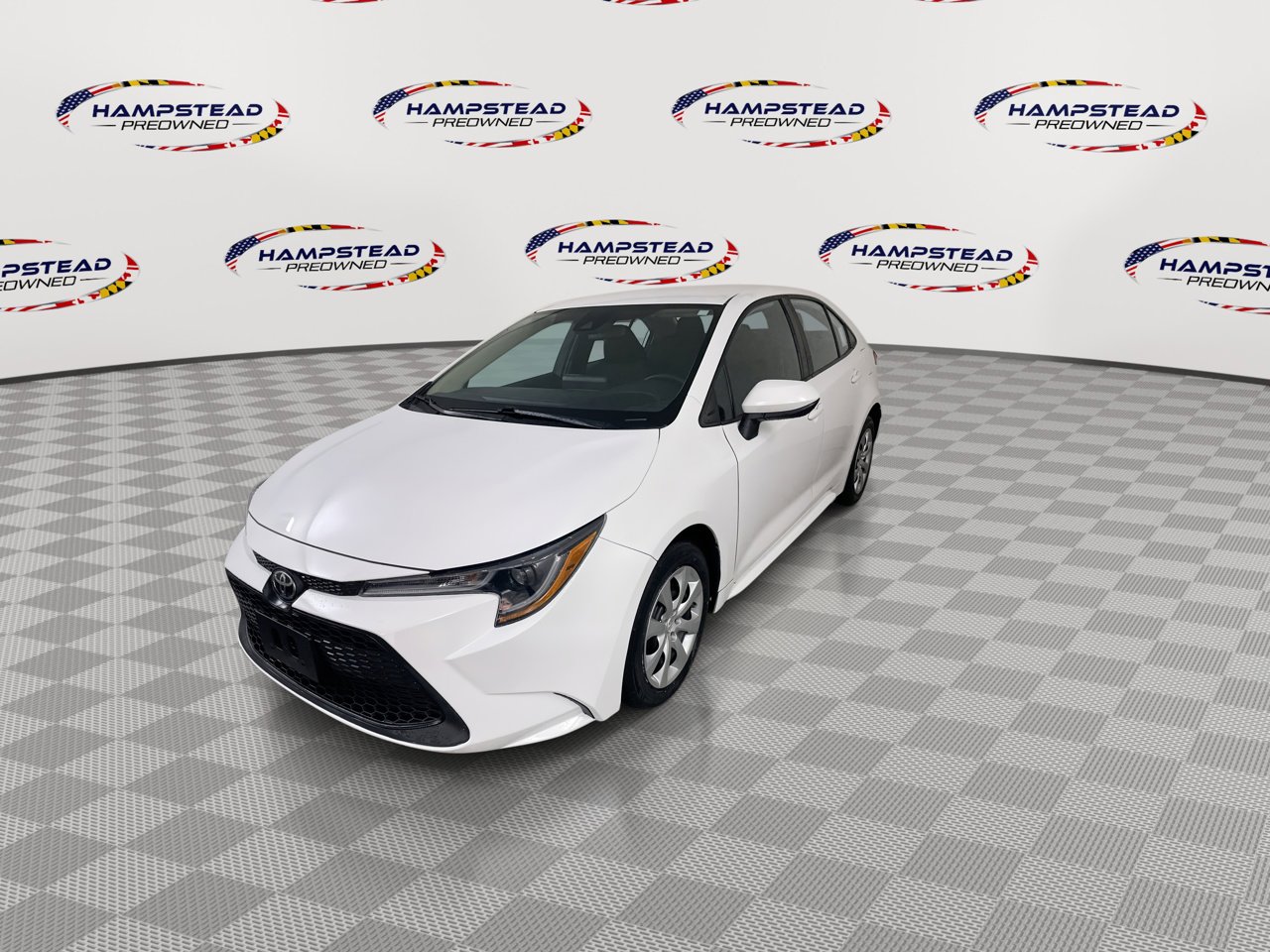 Used 2022 Toyota Corolla LE image 4