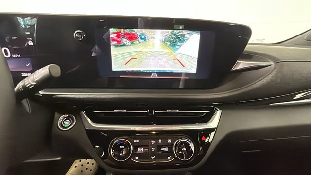Used 2024 Buick Envista Sport Touring w/ Convenience I Package FWD image 24