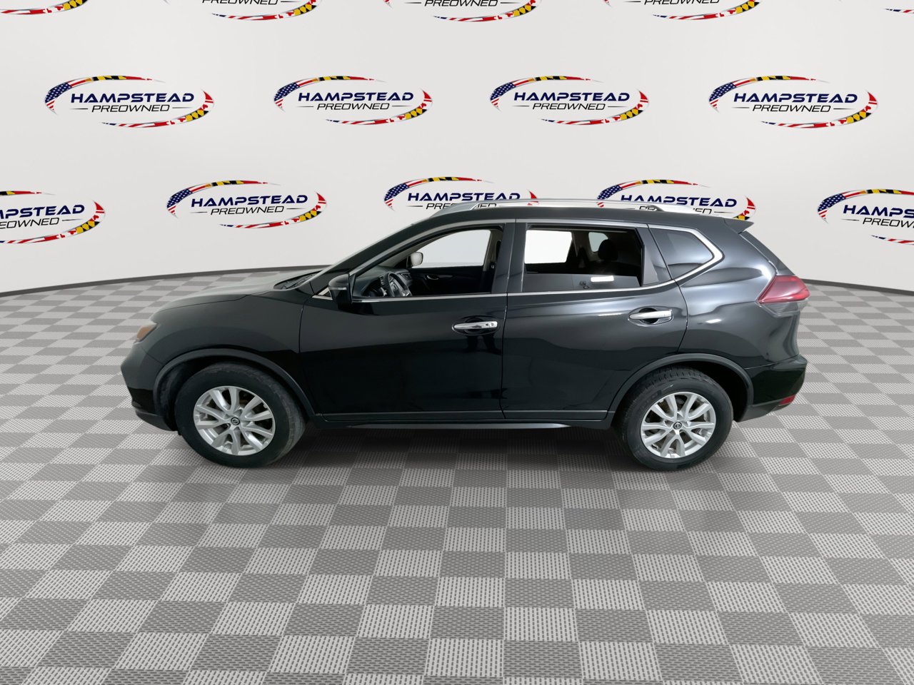Used 2018 Nissan Rogue SV FWD image 5