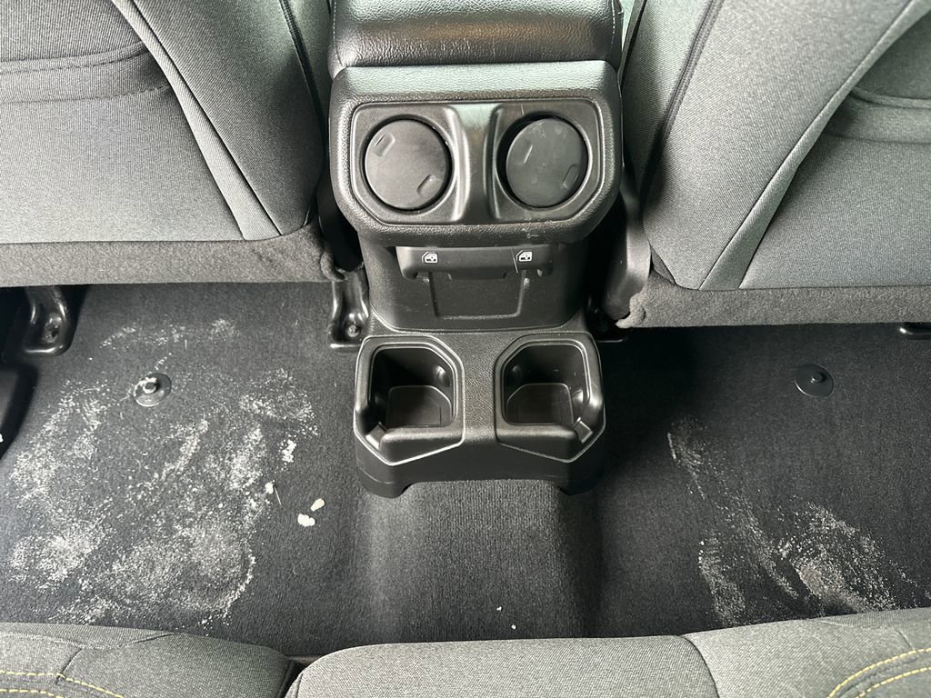 Used 2024 Jeep Gladiator Sport image 37