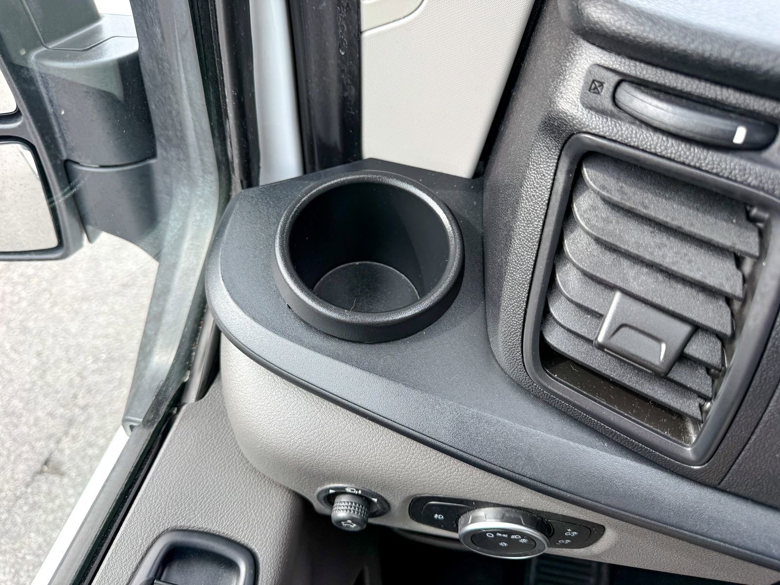 Used 2023 Ford Transit 350 XLT image 43