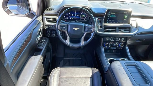 Used 2024 Chevrolet Suburban High Country w/ Advanced Technology Package image 14